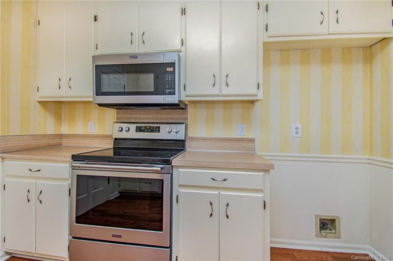 Property image 4 at 1422 Midlake Avenue, Kannapolis, NC 28083