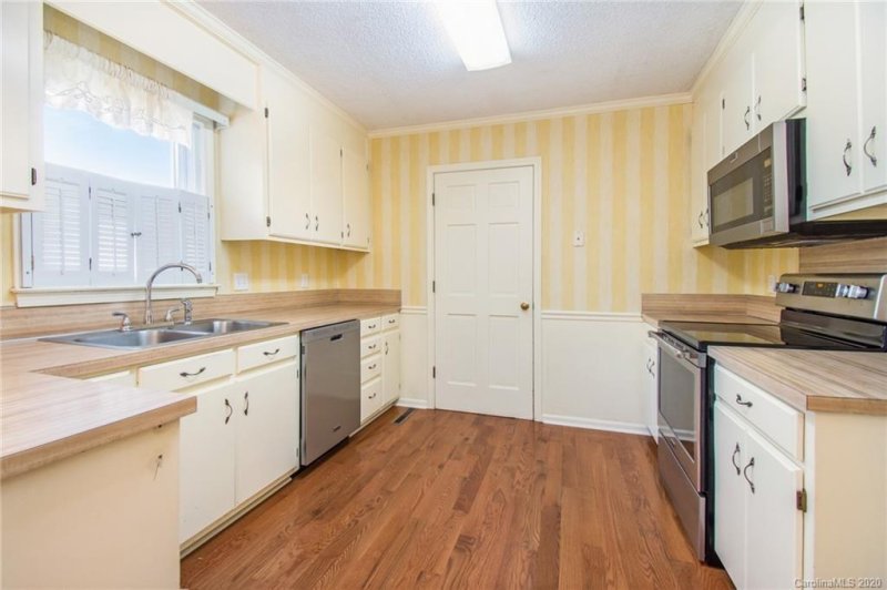 Property image 5 at 1422 Midlake Avenue, Kannapolis, NC 28083