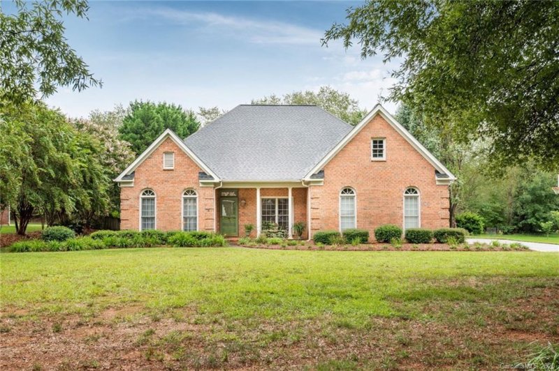 Property image 3 at 506 Dovefield Drive, Indian Trail, NC 28079