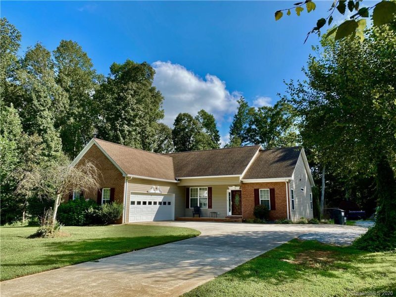 Property image 2 at 230 Equestrian Drive, Salisbury, NC 28144