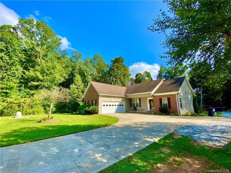 Property image 3 at 230 Equestrian Drive, Salisbury, NC 28144