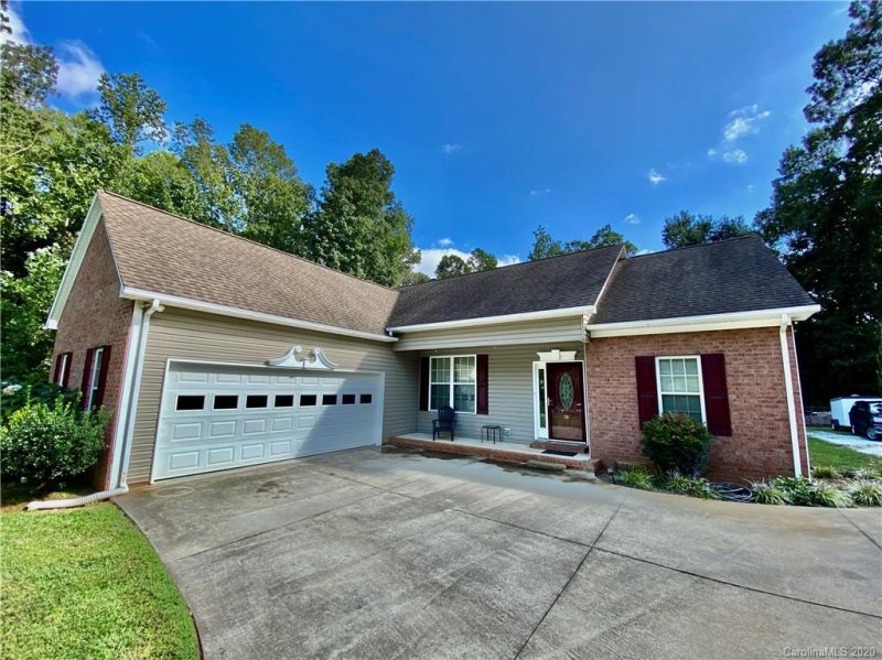 Property image 4 at 230 Equestrian Drive, Salisbury, NC 28144