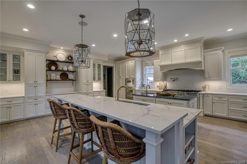 Property image 2 at 4900 Carmel Park Drive, Charlotte, NC 28226