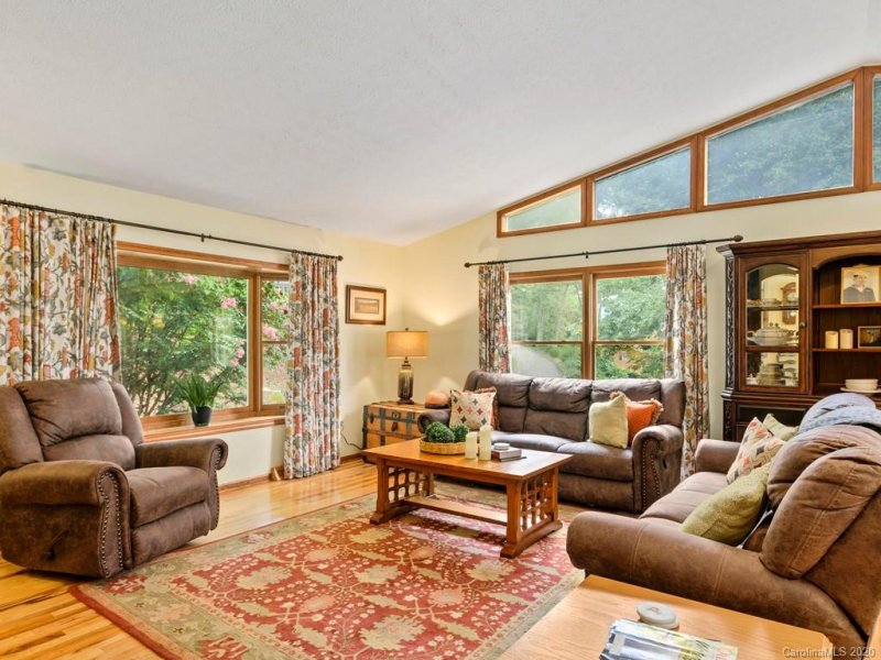 Property image 5 at 61 Oak Ridge Drive, Clyde, NC 28721