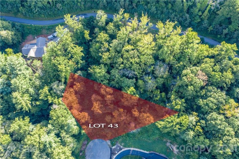 Property image 5 at 21 Poplar Run Circle, Asheville, NC 28804