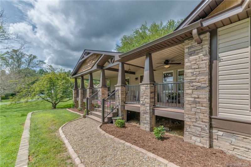 Property image 3 at 10 Forge Drive, Mills River, NC 28759