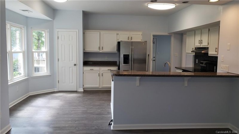 Property image 4 at 9331 Marshbrooke Road, Matthews, NC 28105