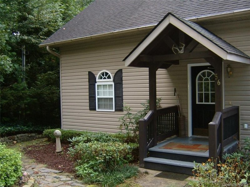 Property image 3 at 56 Texas Street, Hendersonville, NC 28739