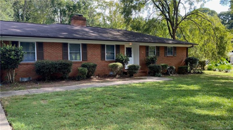 Property image 2 at 240 Cedar Lane, Mount Holly, NC 28120