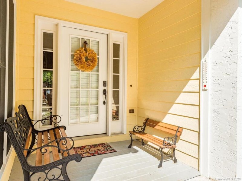 Property image 3 at 451 Heather Marie Drive, Hendersonville, NC 28792