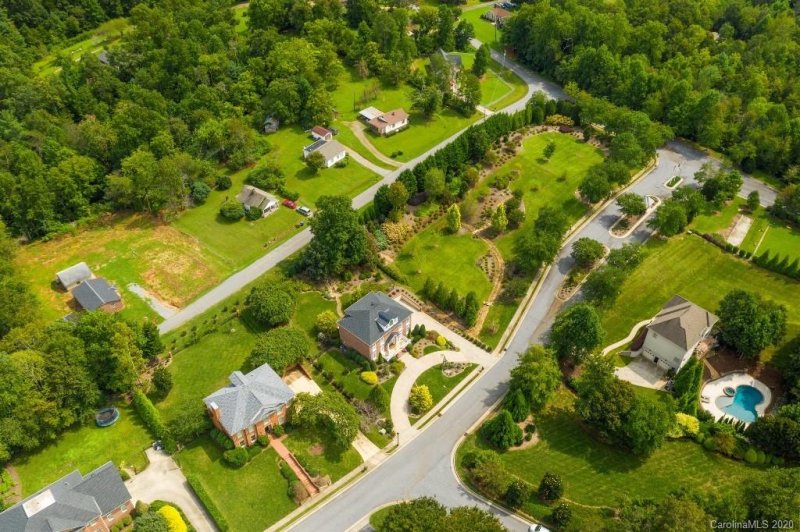 Property image 4 at 3624 8th Street Place, Hickory, NC 28601