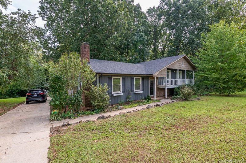 Property image 3 at 15 Search Drive, Concord, NC 28025