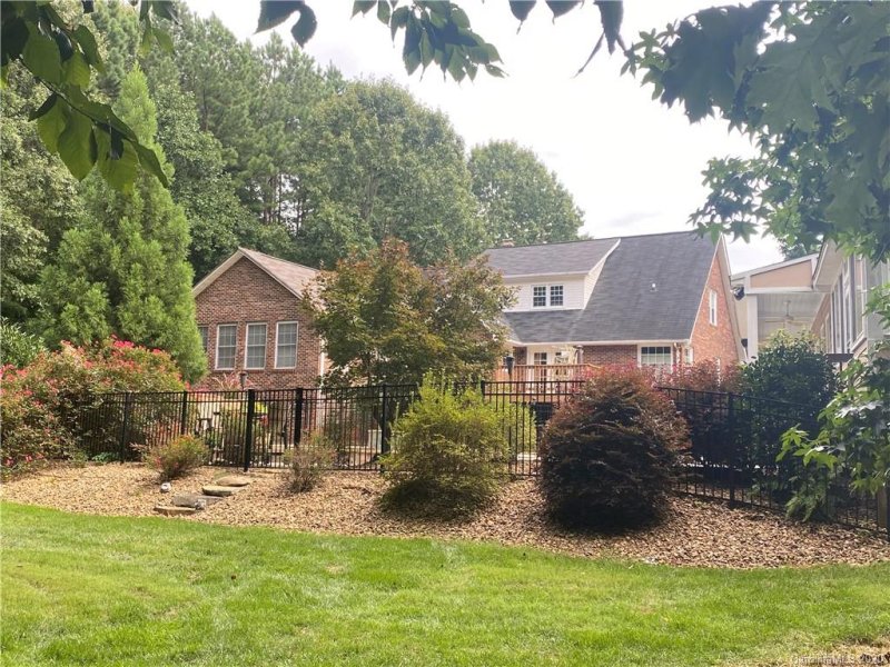 Property image 4 at 114 Wood Thrush Lane, Mooresville, NC 28117