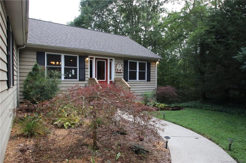 Property image 2 at 80 Eagle View Circle, Waynesville, NC 28786