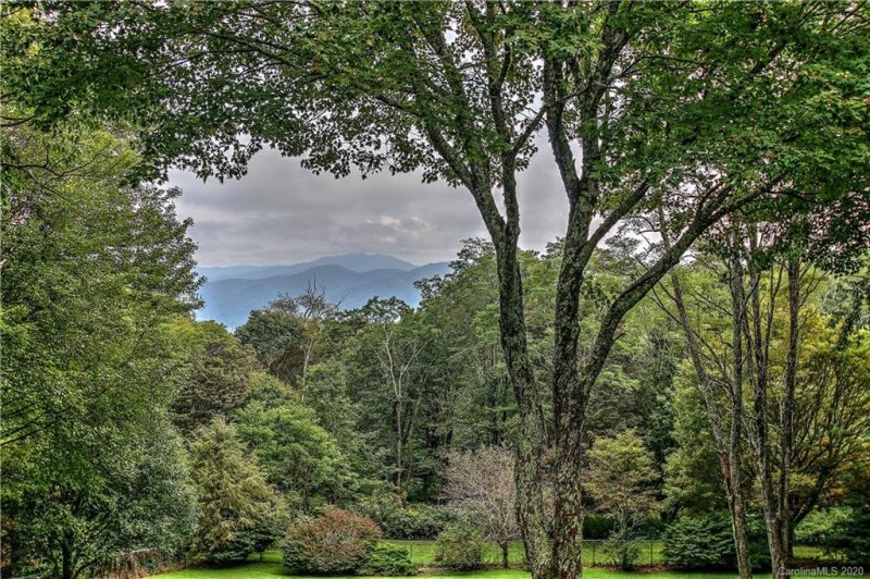 Property image 3 at 80 Eagle View Circle, Waynesville, NC 28786