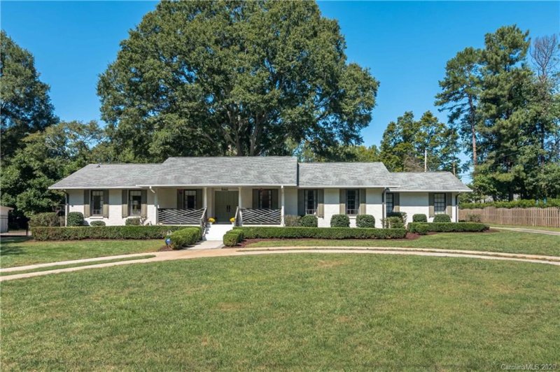 Property image 2 at 2136 Carmel Road, Charlotte, NC 28226