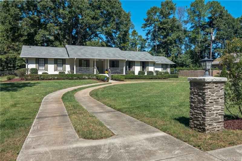 Property image 3 at 2136 Carmel Road, Charlotte, NC 28226