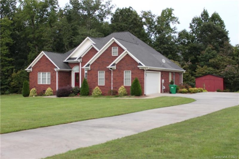 Property image 2 at 1129 Legion Club Road, Salisbury, NC 28146