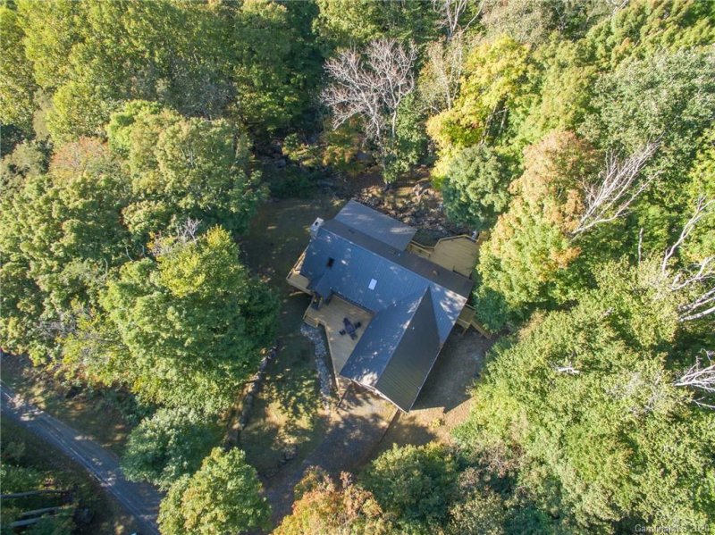 Property image 4 at 87 Ali Avenue, Bakersville, NC 28705