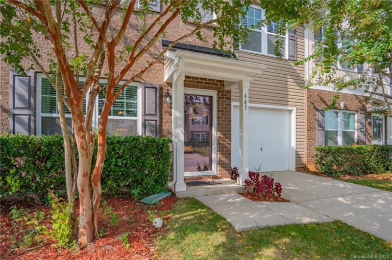 Property image 4 at 445 Battery Circle, Clover, SC 29710