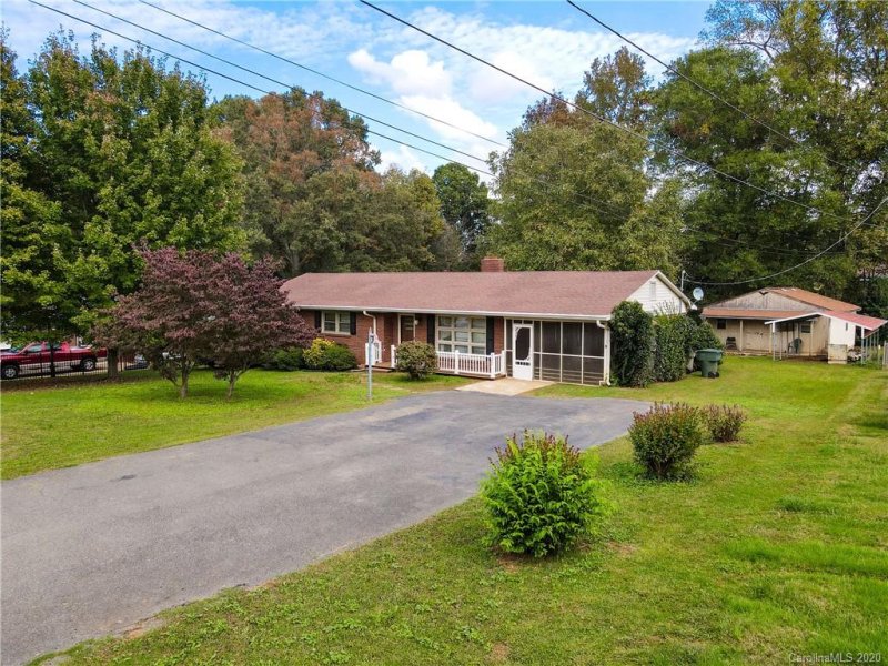 Property image 2 at 2328 Pamela Street, Gastonia, NC 28054