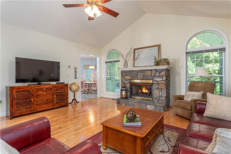 Property image 5 at 130 Breckenridge Road, Waynesville, NC 28785