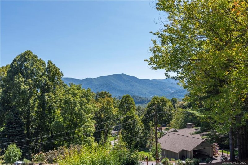 Property image 2 at 76 Scenic Circle, Waynesville, NC 28786