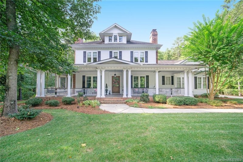 935 Irish Creek Drive