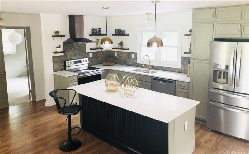 Property image 3 at 2416 Essen Lane, Gastonia, NC 28054