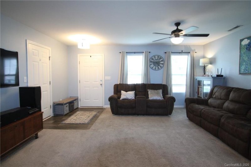 Property image 2 at 1445 Brett Shane Court, Gastonia, NC 28052