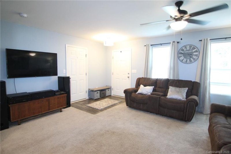 Property image 3 at 1445 Brett Shane Court, Gastonia, NC 28052