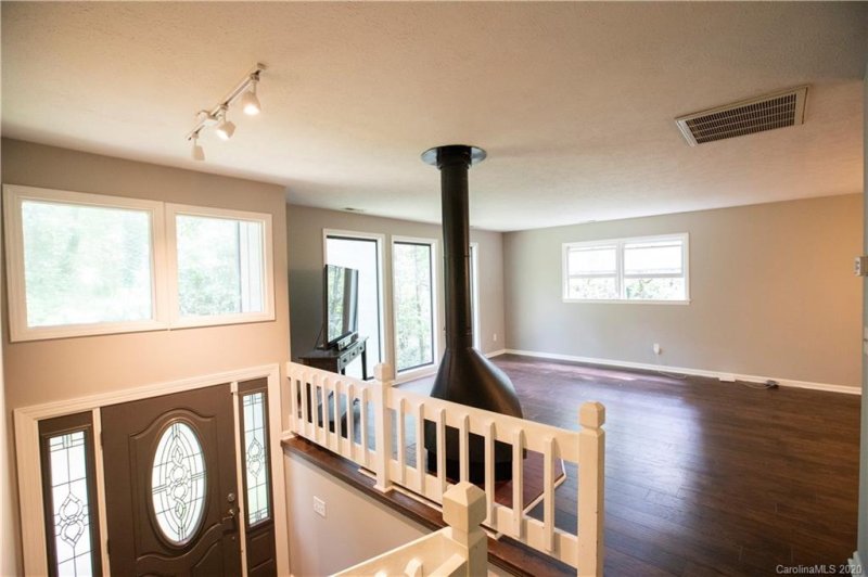 Property image 5 at 215 Fallen Timber Road, Hendersonville, NC 28791