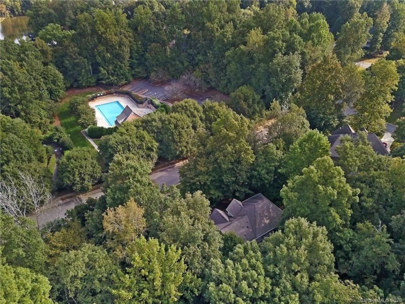 Property image 4 at 2650 Landing Pointe Drive, Clover, SC 29710