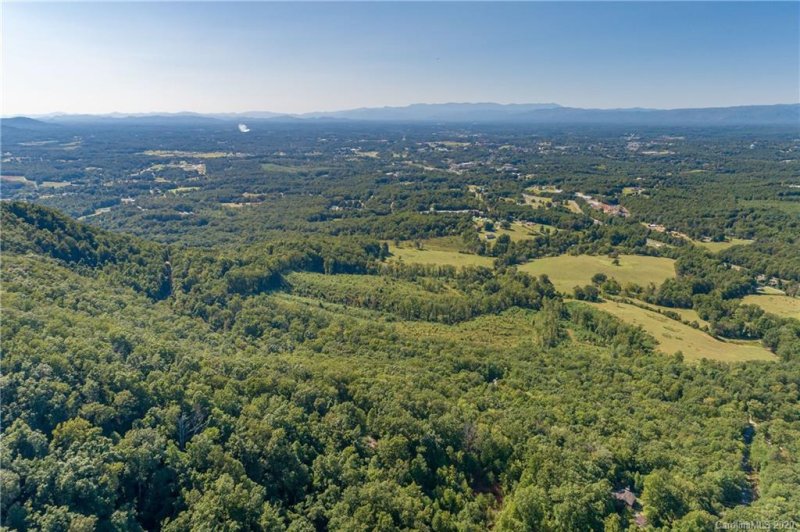 Property image 5 at 3346 Stones Throw Circle, Valdese, NC 28690