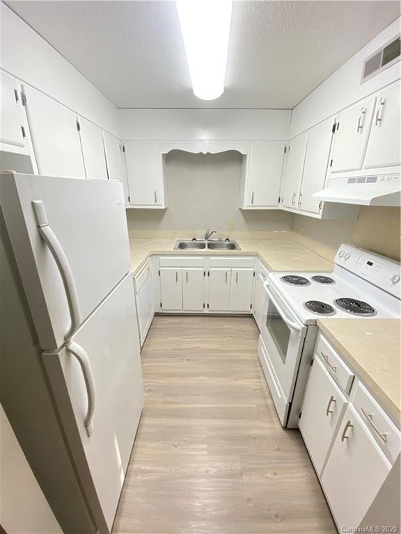 Property image 3 at 2108 S Main Street, Kannapolis, NC 28081