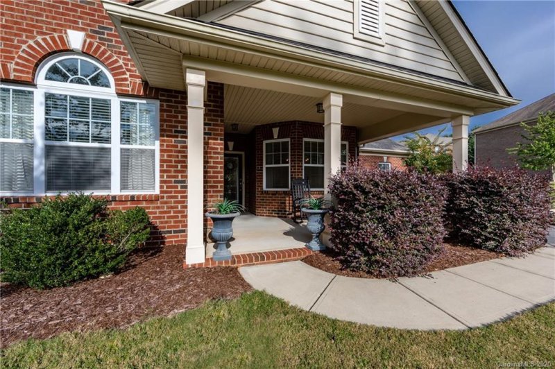 Property image 3 at 134 Snow Fountain Lane, Mooresville, NC 28115