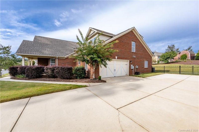 Property image 5 at 134 Snow Fountain Lane, Mooresville, NC 28115