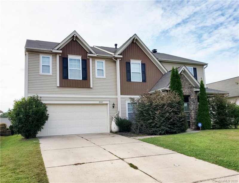 Property image 2 at 15105 Cavanshire Trail, Charlotte, NC 28278