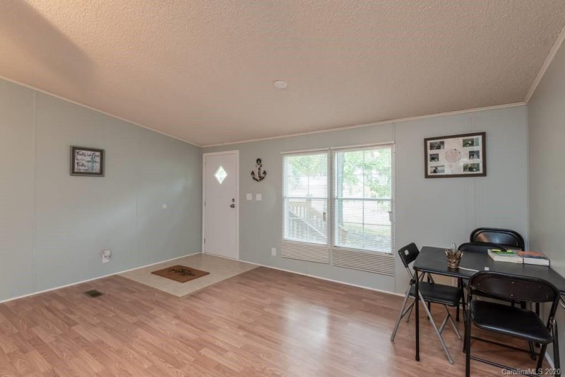 Property image 3 at 3376 Stony Brook Circle, Newton, NC 28658