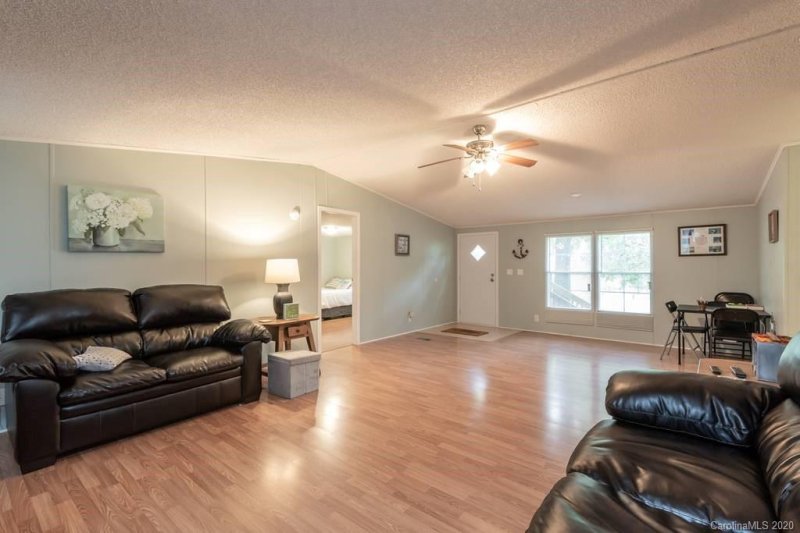 Property image 5 at 3376 Stony Brook Circle, Newton, NC 28658