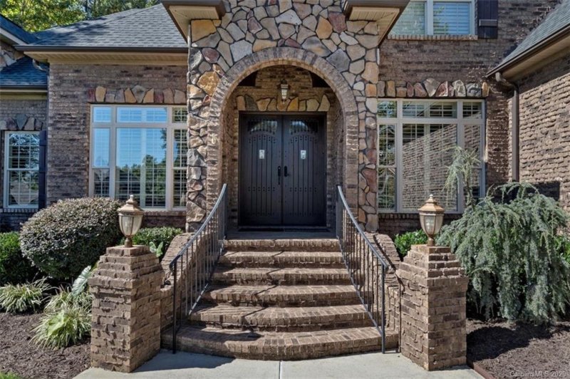 Property image 3 at 422 Langston Place Drive, Fort Mill, SC 29708