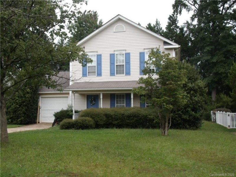 1405 Long Grass Court