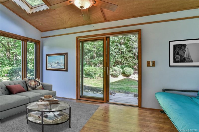 Property image 5 at 1 Lynx Drive, Black Mountain, NC 28711