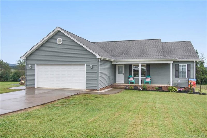 200 Stable Brook Lane