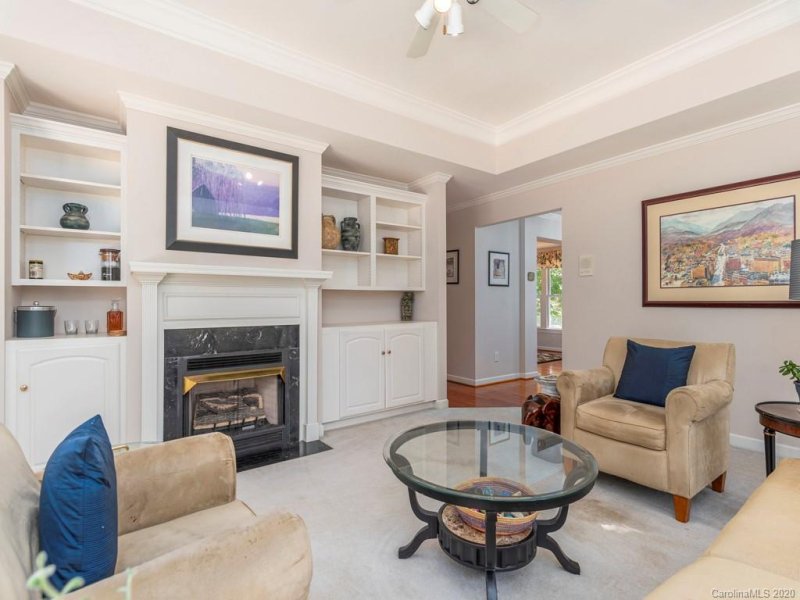 Property image 5 at 14 Creekside Way, Asheville, NC 28804