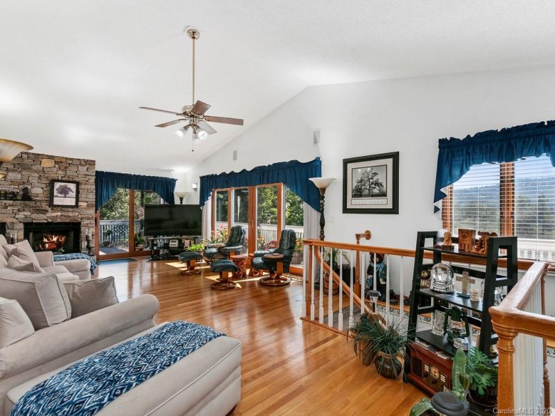 Property image 2 at 599 Oak Ridge Drive, Clyde, NC 28721