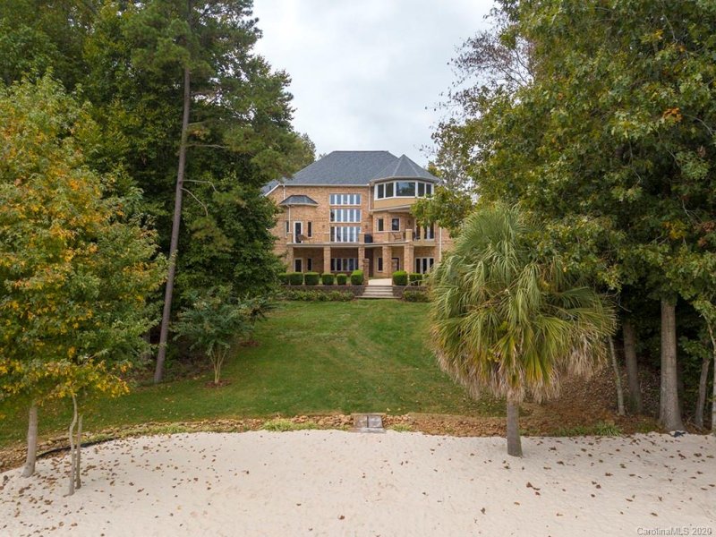 Property image 3 at 8060 Lake Providence Drive, Weddington, NC 28104