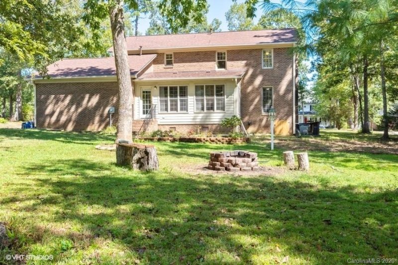 Property image 5 at 909 Woodhurst Drive, Monroe, NC 28110