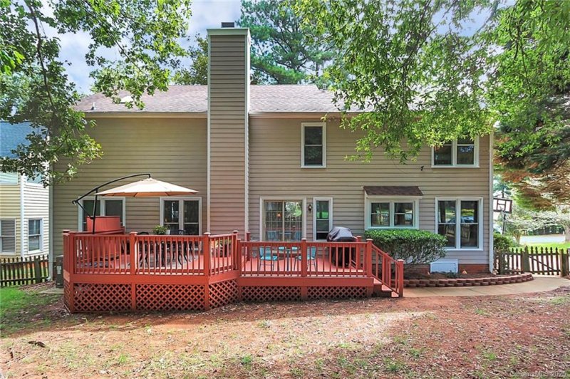 Property image 5 at 4803 Benthaven Lane, Charlotte, NC 28269