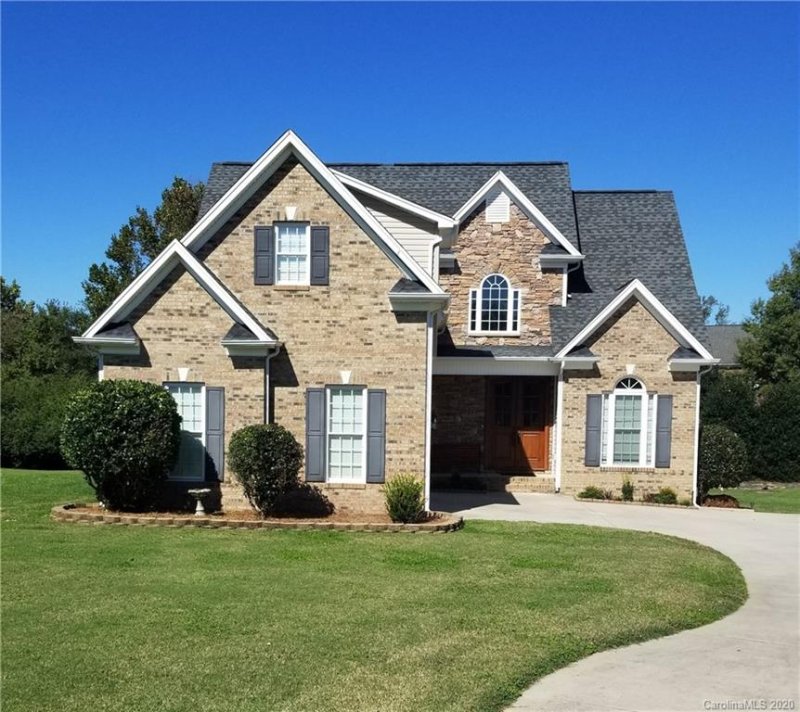 Property image 2 at 846 Meadow Drive, Oakboro, NC 28129